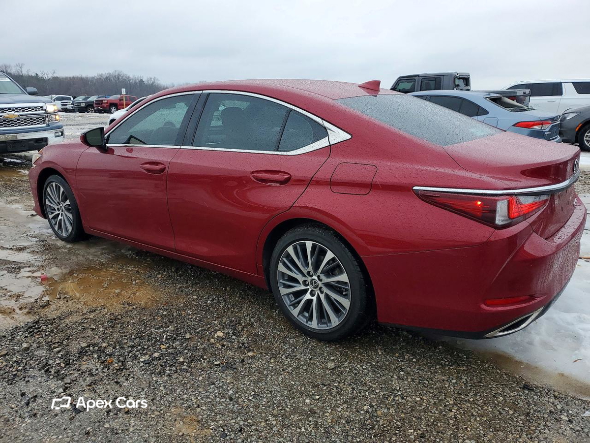 Lexus ES 2020
