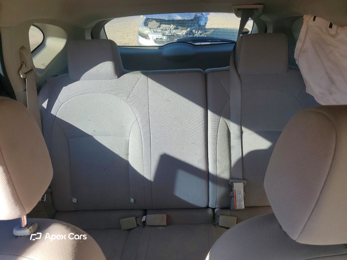 Nissan Rogue 2012