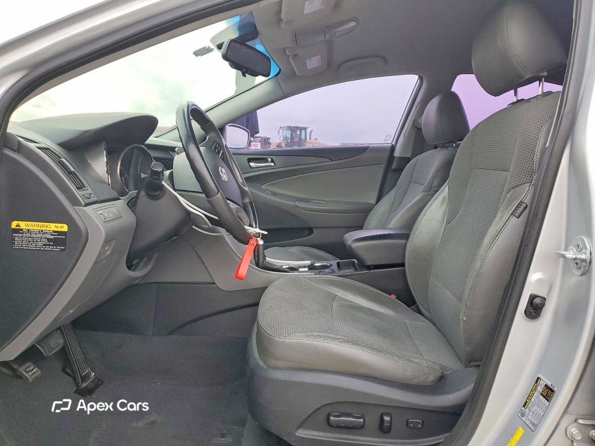 Hyundai Sonata 2013