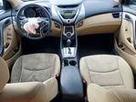 Hyundai Elantra 2011