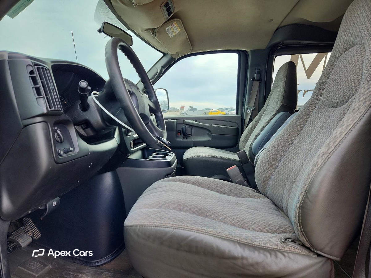 Chevrolet Express 2005