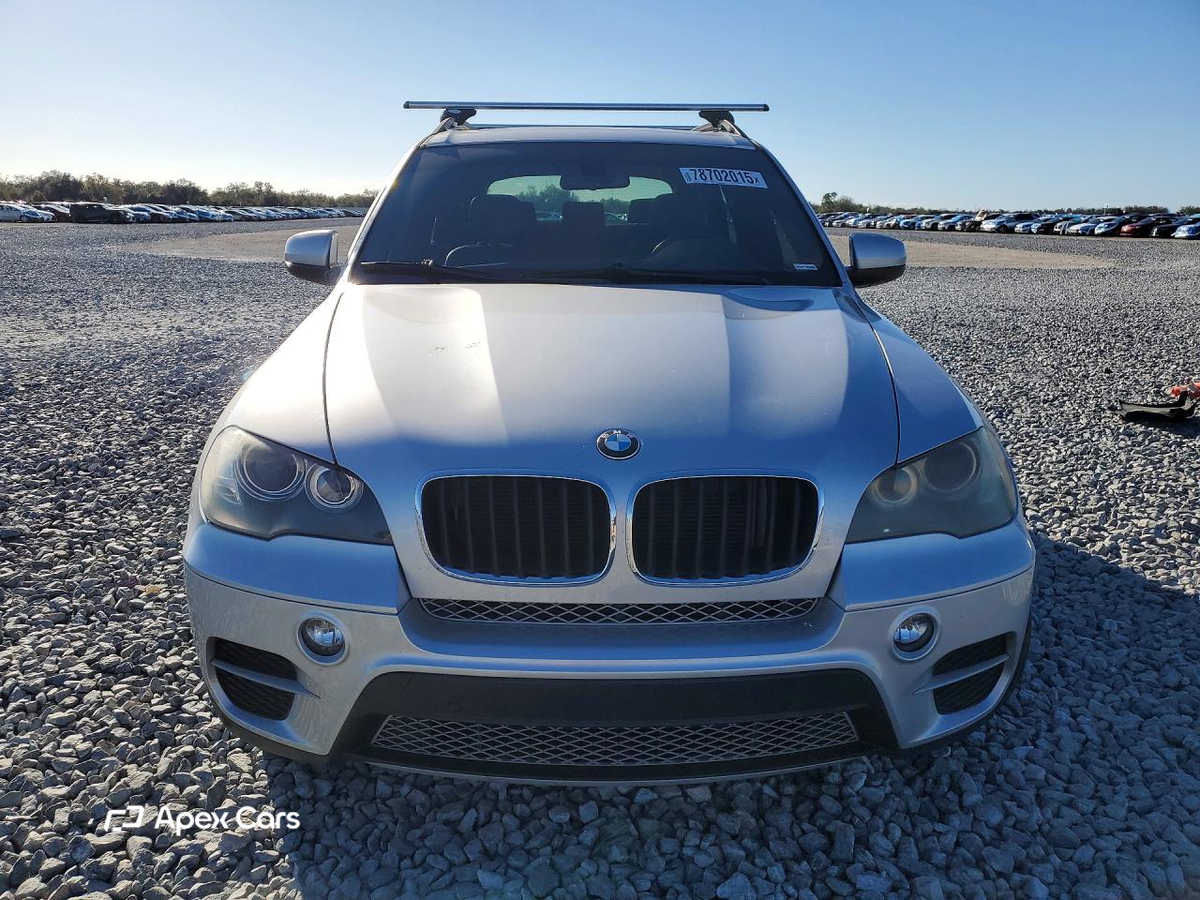 BMW X5 2011