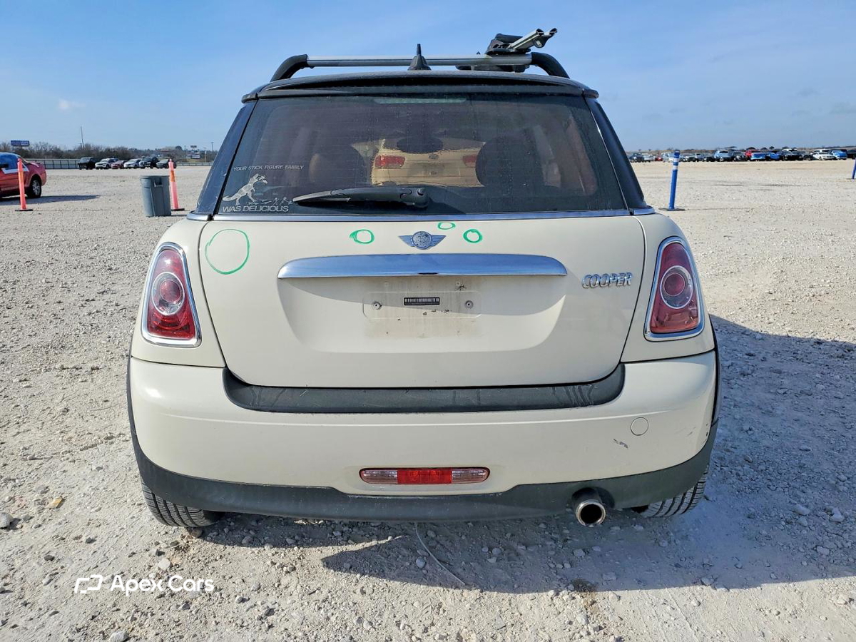 MINI Cooper 2011