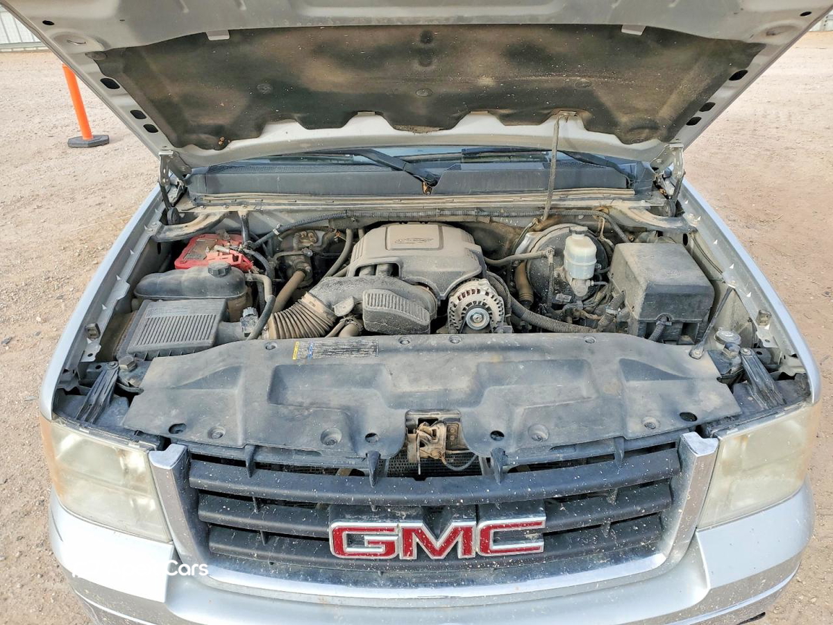GMC Sierra 2010