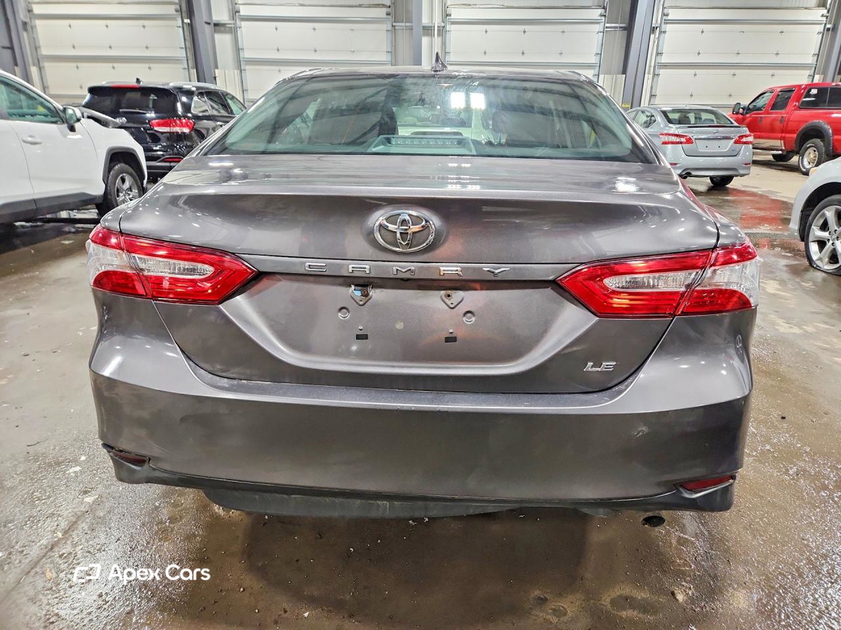 Toyota Camry 2019