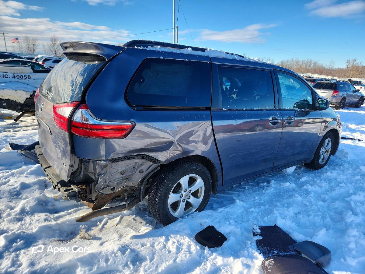 Toyota Sienna 2015