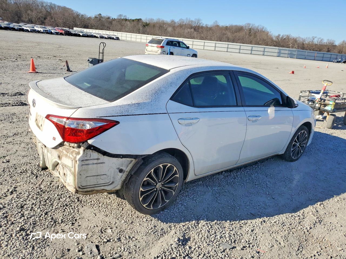 Toyota Corolla 2015