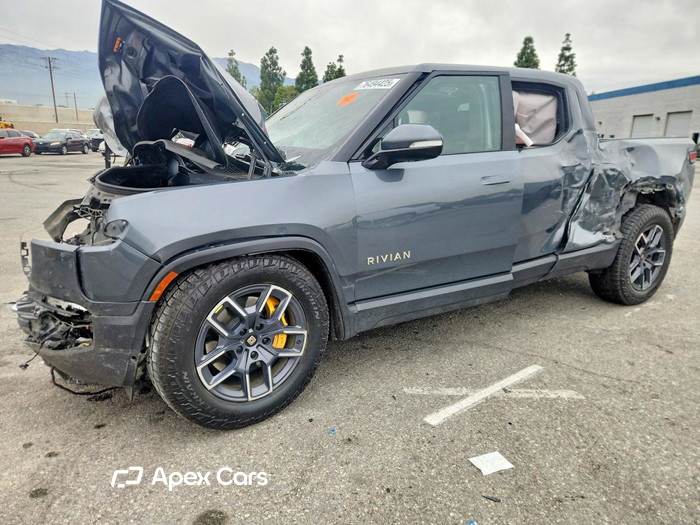 2022 Rivian R1T - Image 1 of 5