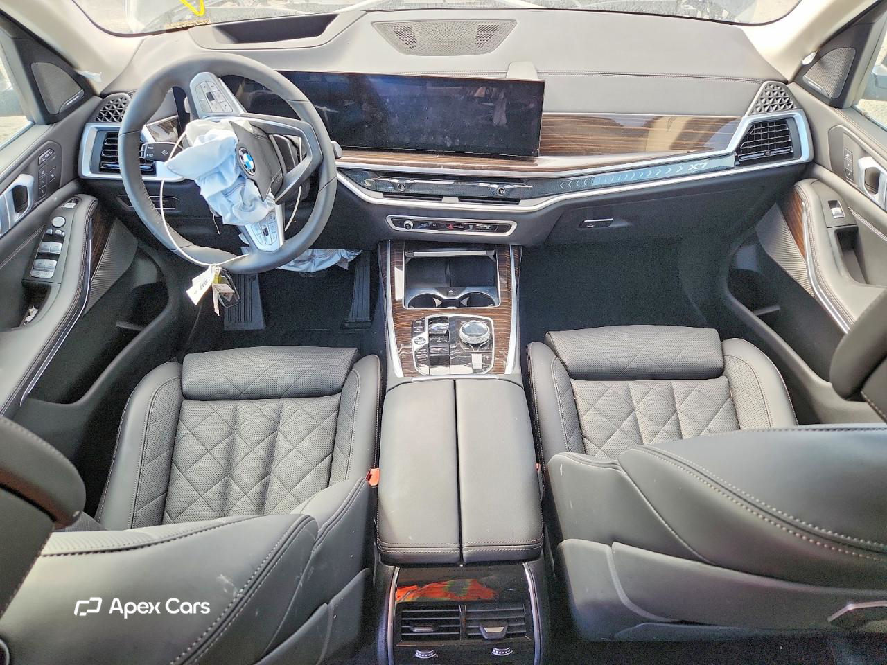 BMW X7 2025