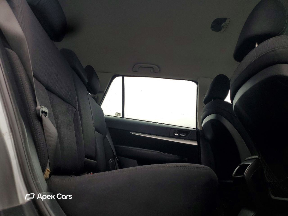 Subaru Outback 2011