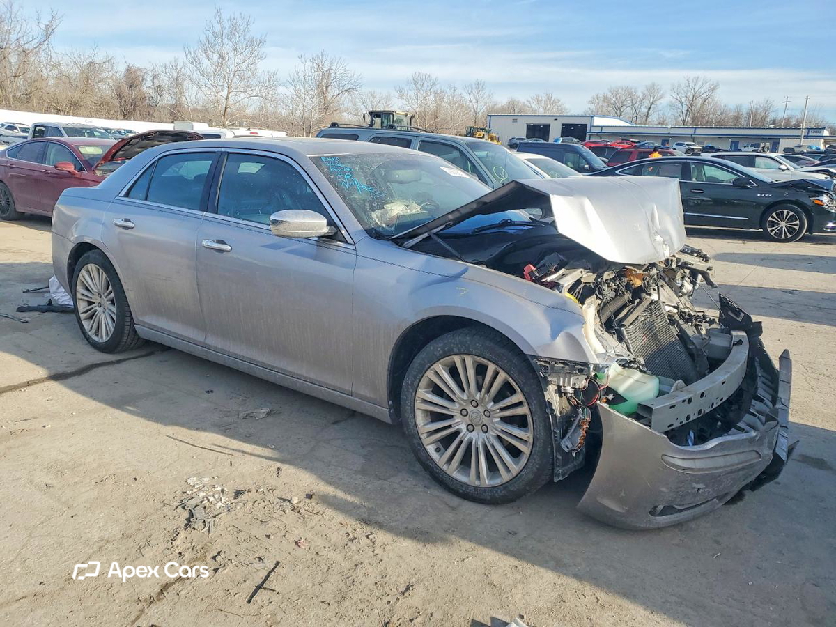 Chrysler 300 2011