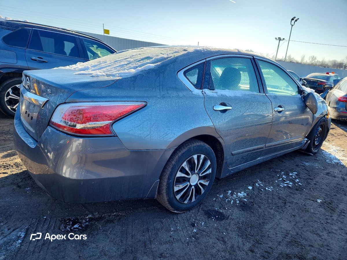 Nissan Altima 2015