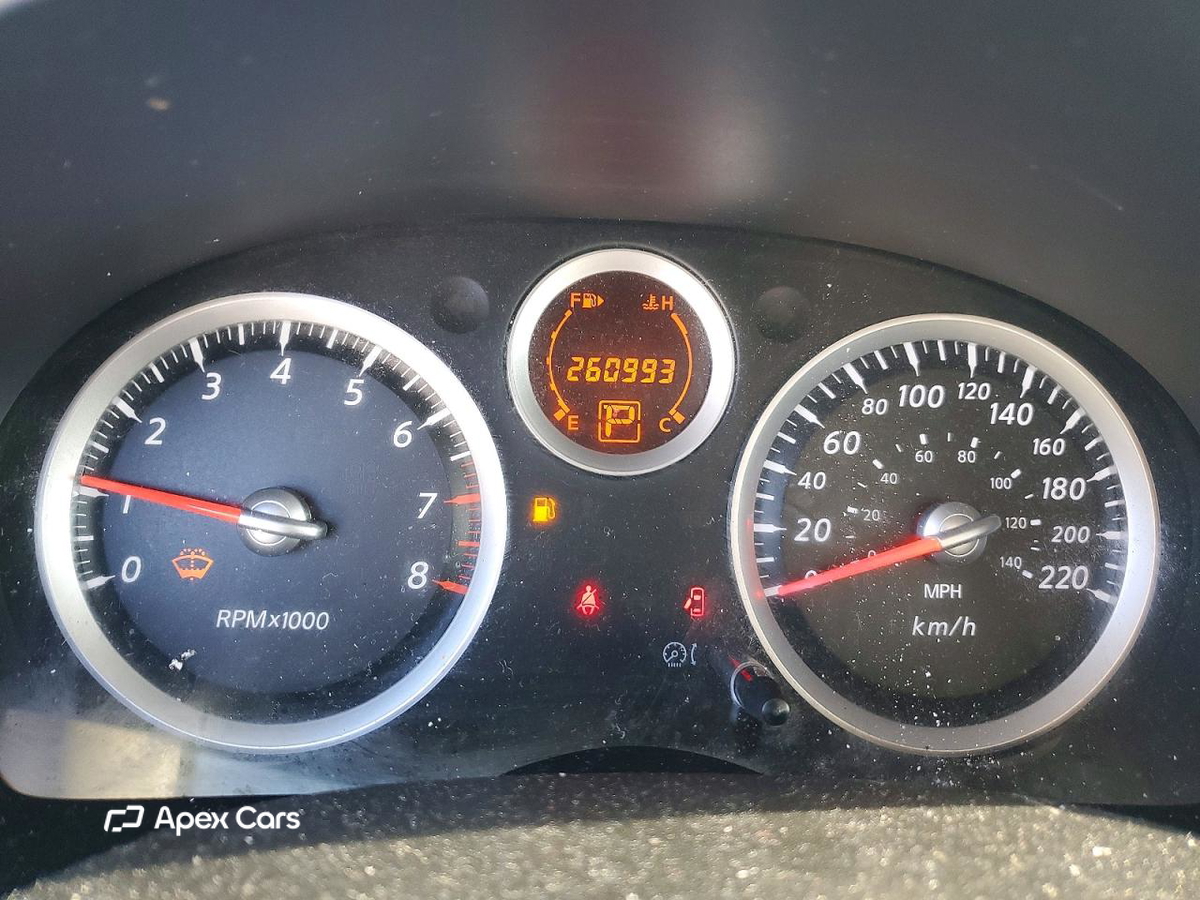 Nissan Sentra 2011