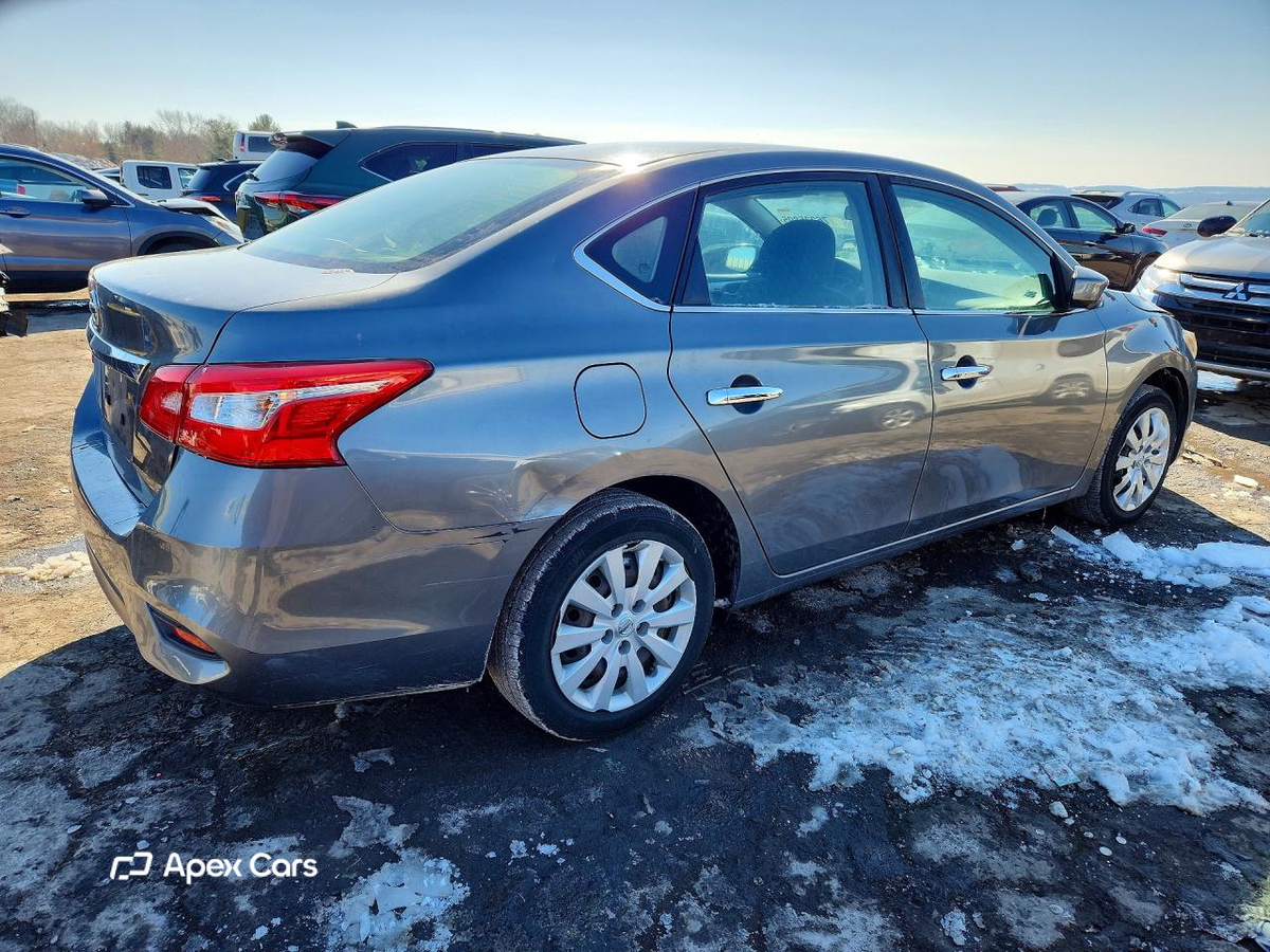 Nissan Sentra 2018