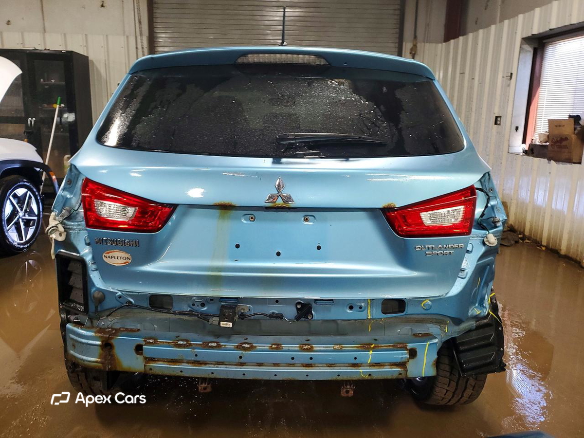 Mitsubishi Outlander 2012