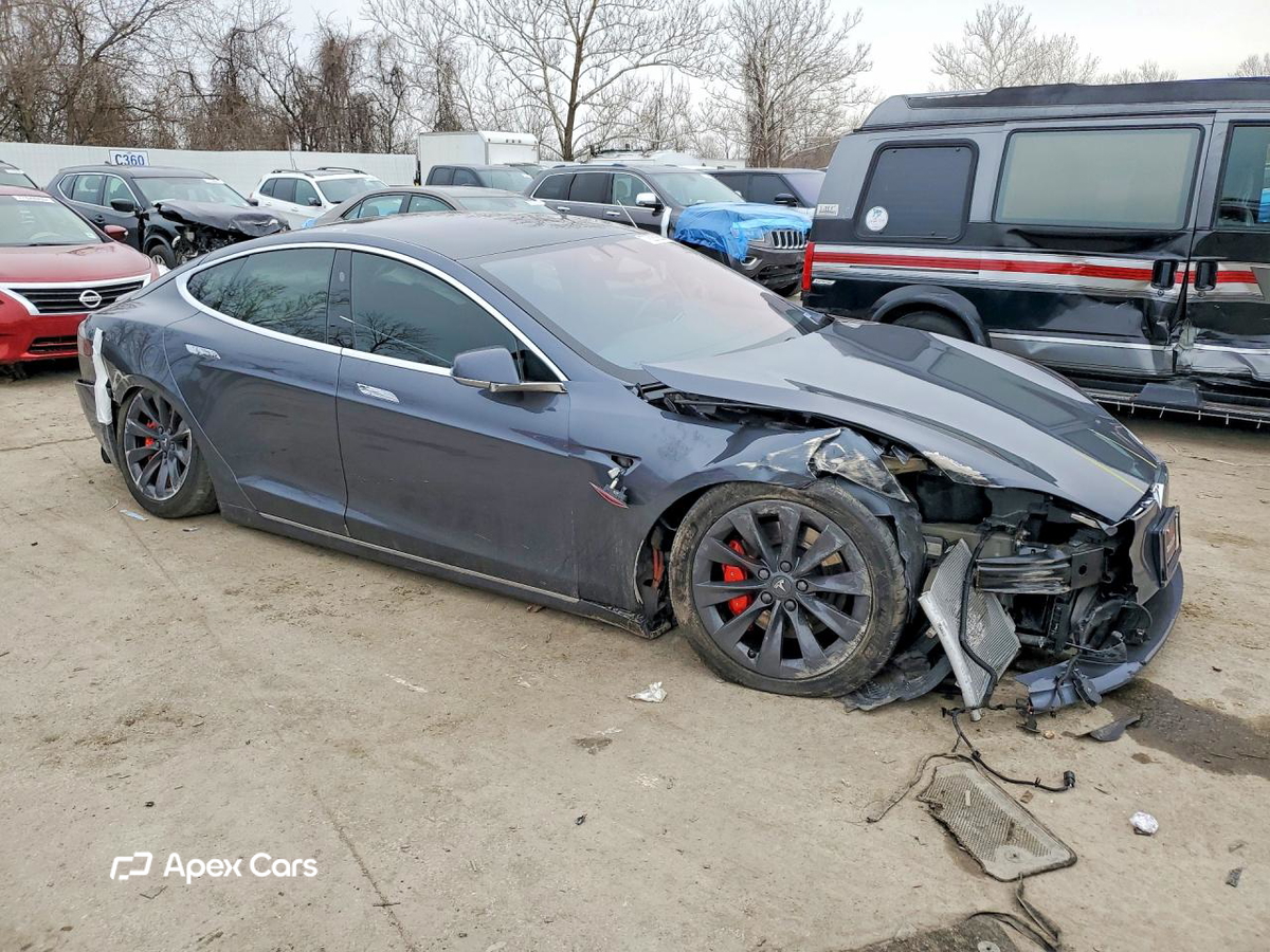 Tesla Model S 2019