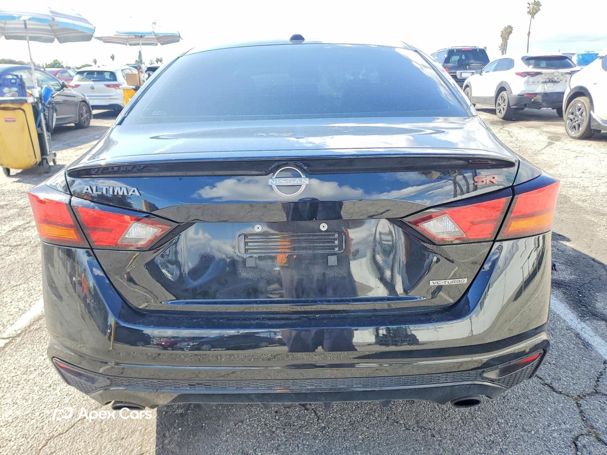 Nissan Altima 2024