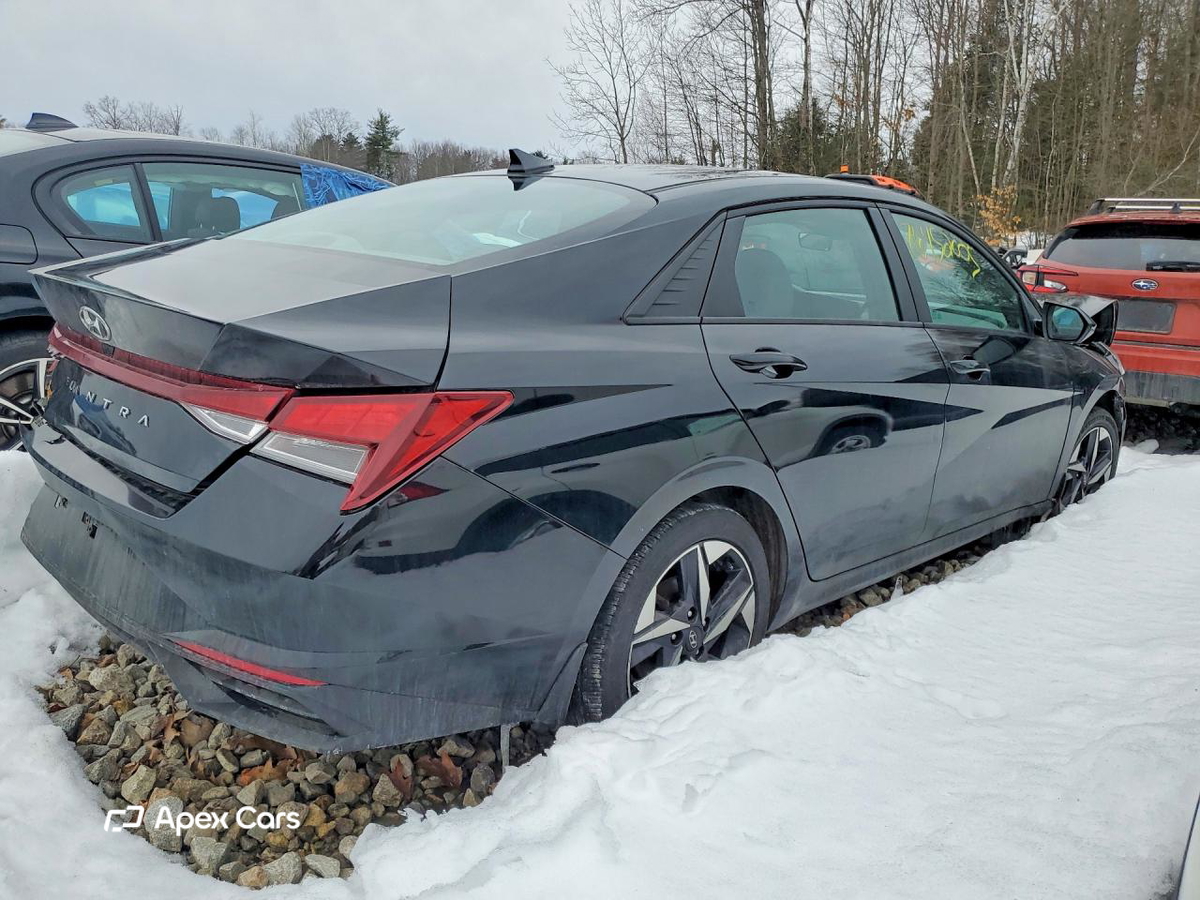 Hyundai Elantra 2023
