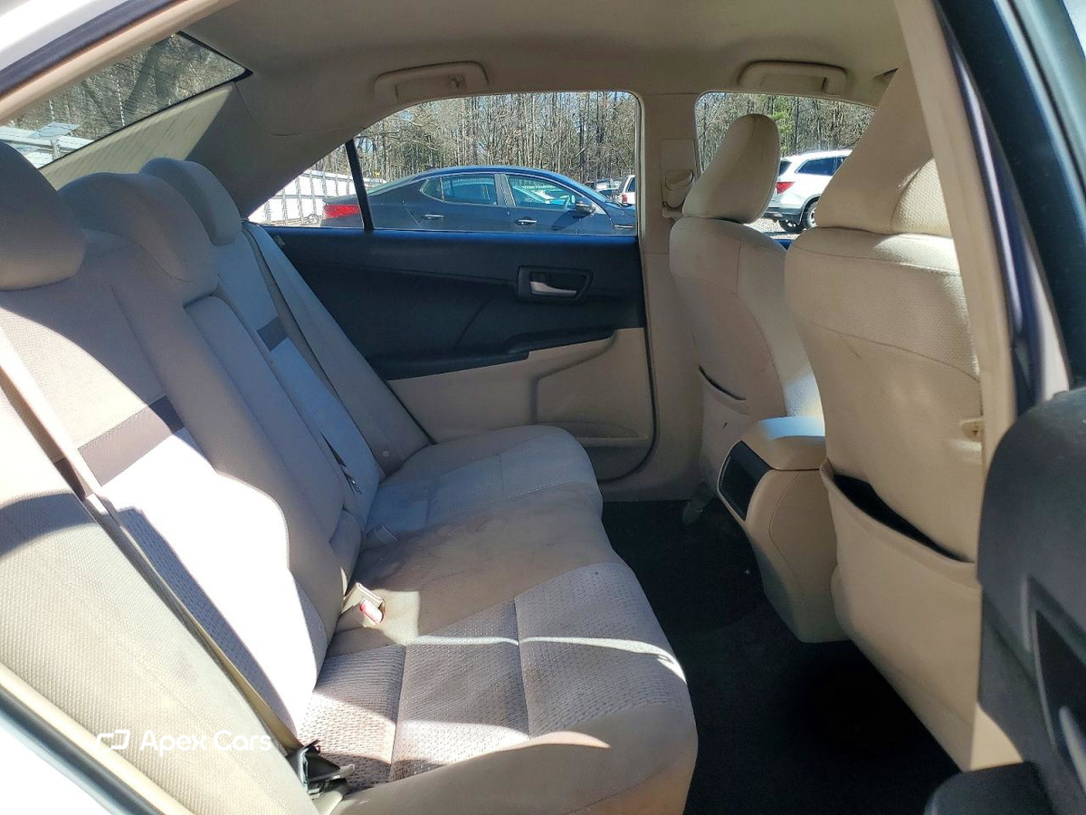 Toyota Camry 2012
