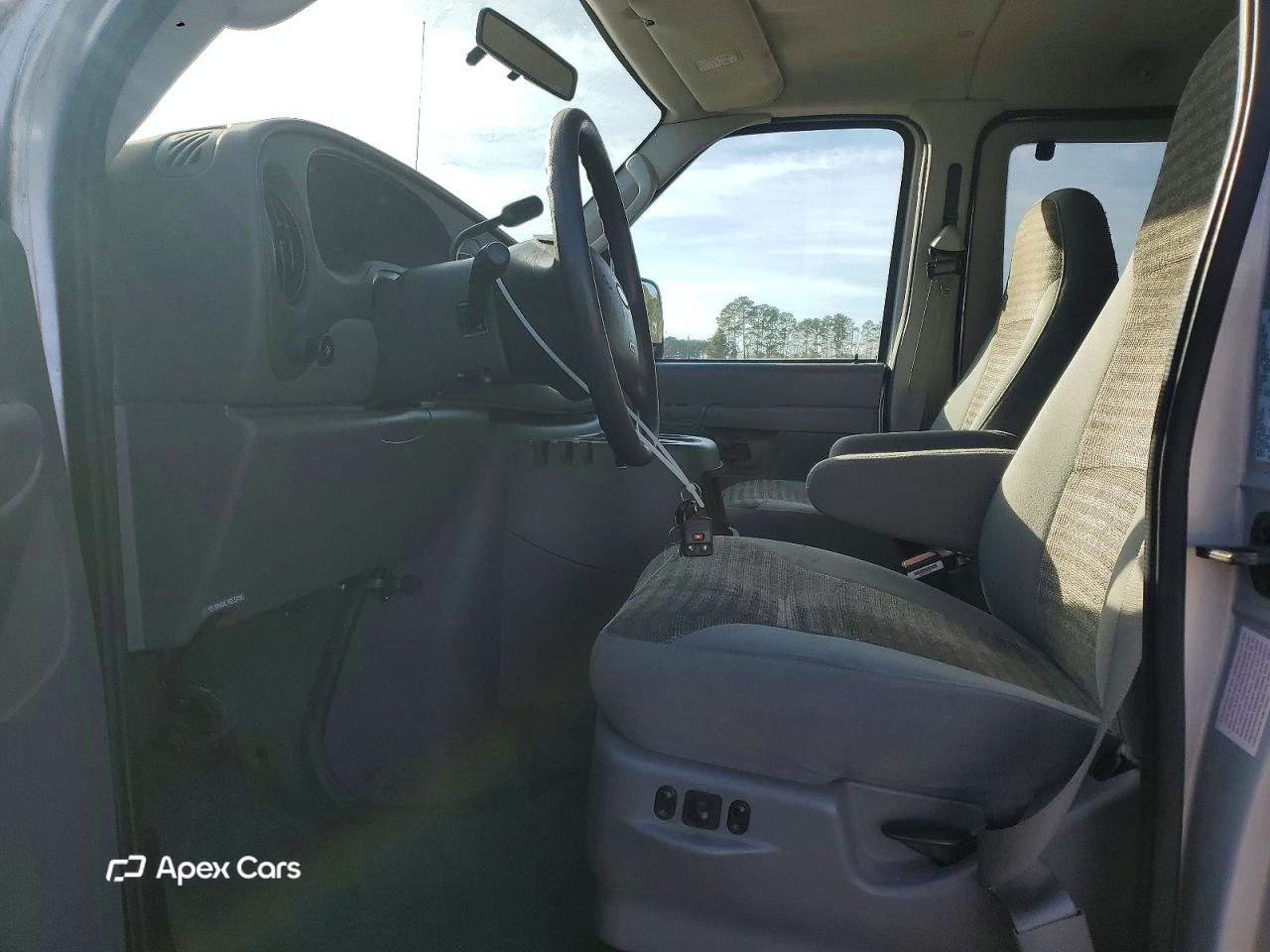 Ford Econoline 2004
