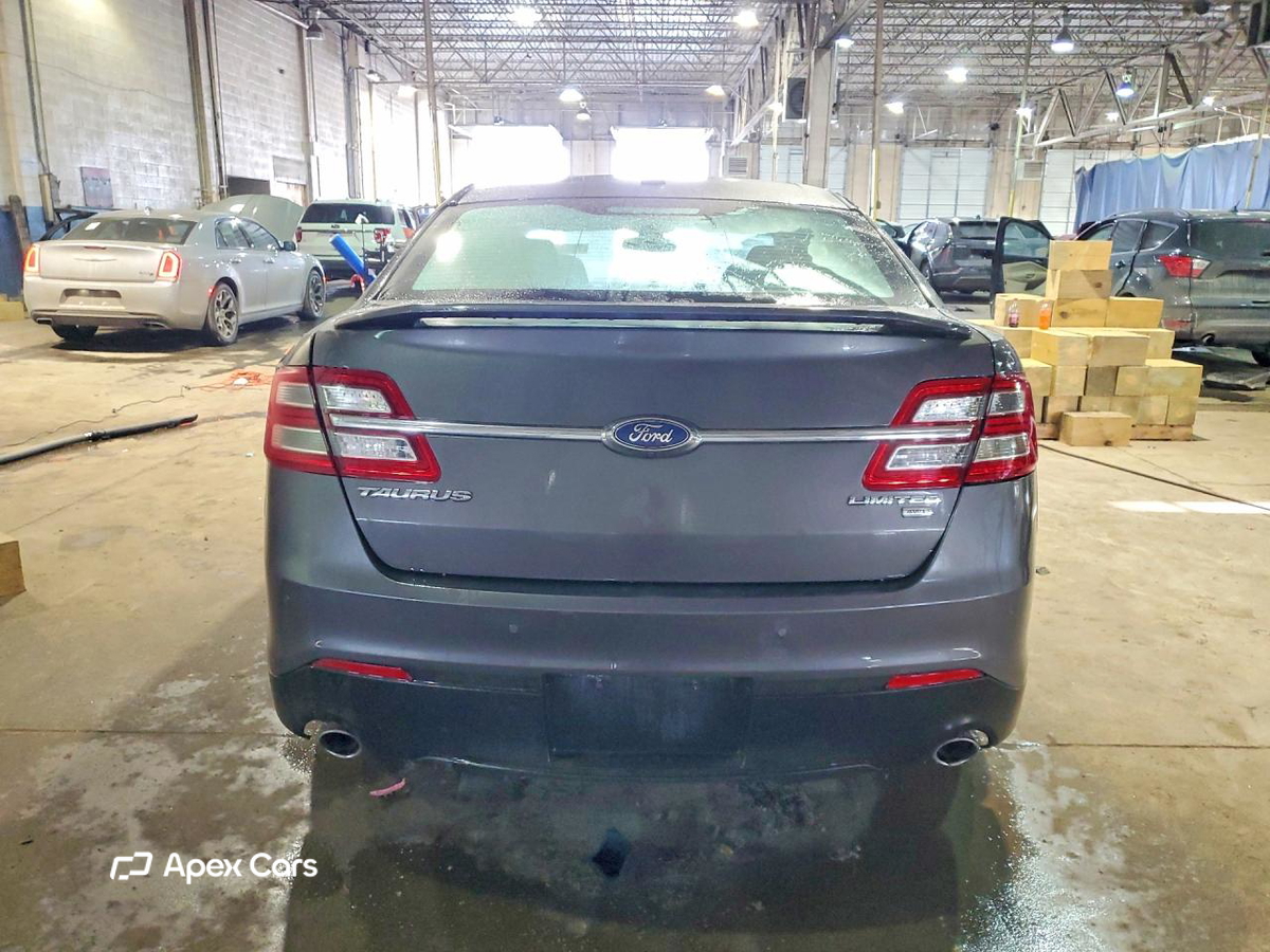 Ford Taurus 2019
