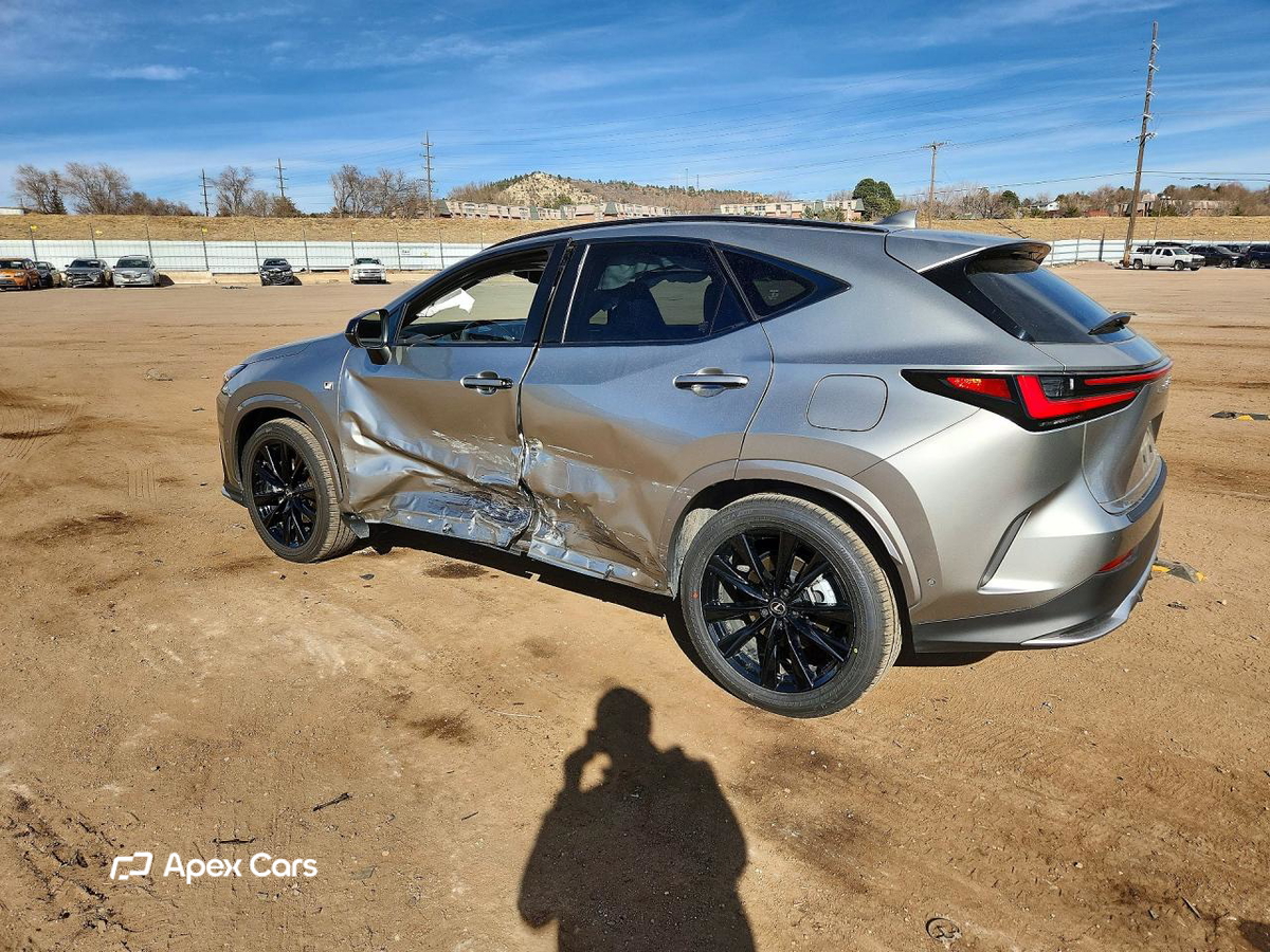 Lexus NX 2025