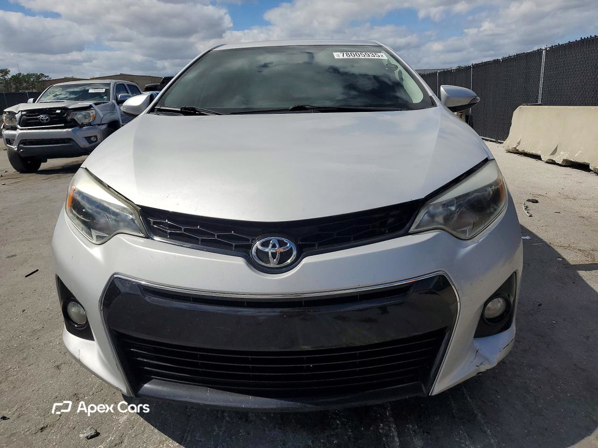 Toyota Corolla 2015