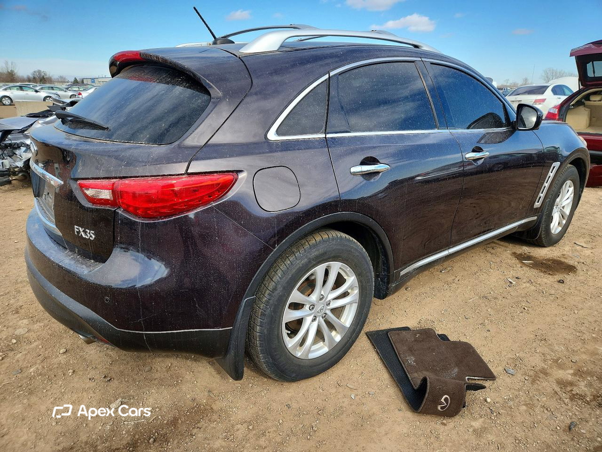Infiniti FX 2010