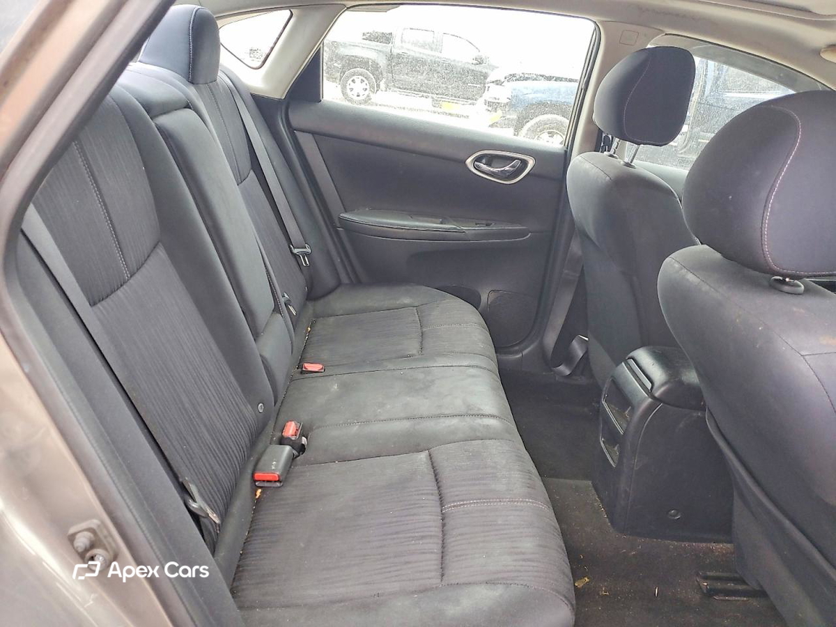 Nissan Sentra 2016