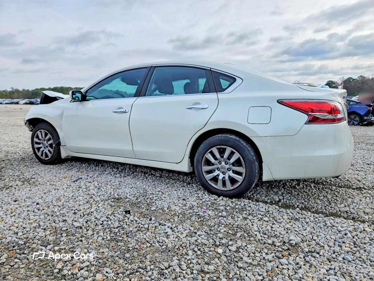 Nissan Altima 2015