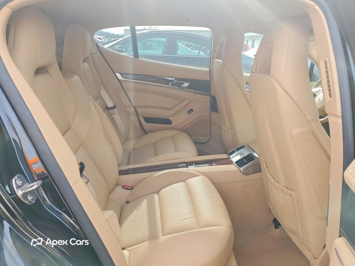 Porsche Panamera 2011