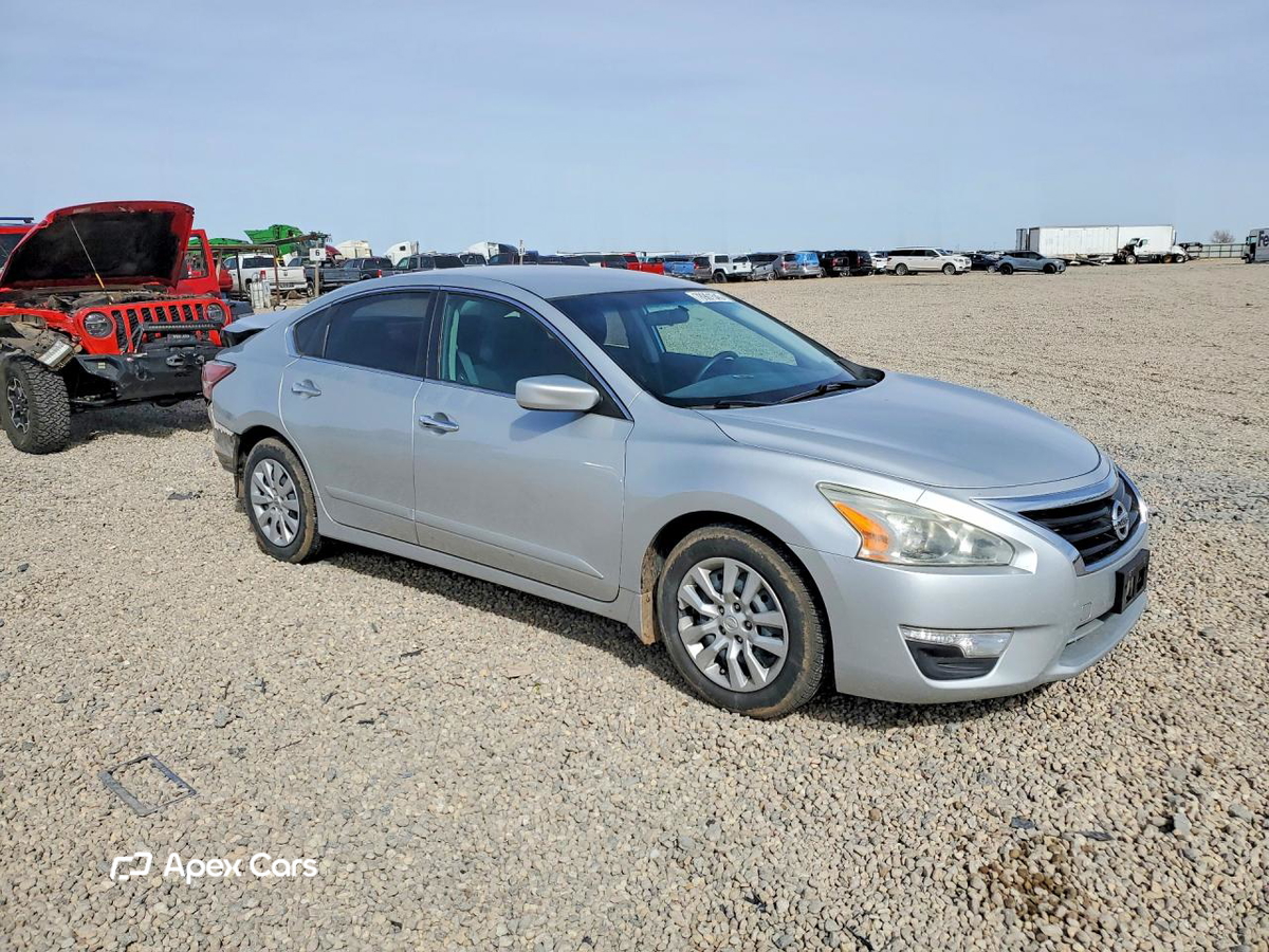 Nissan Altima 2015