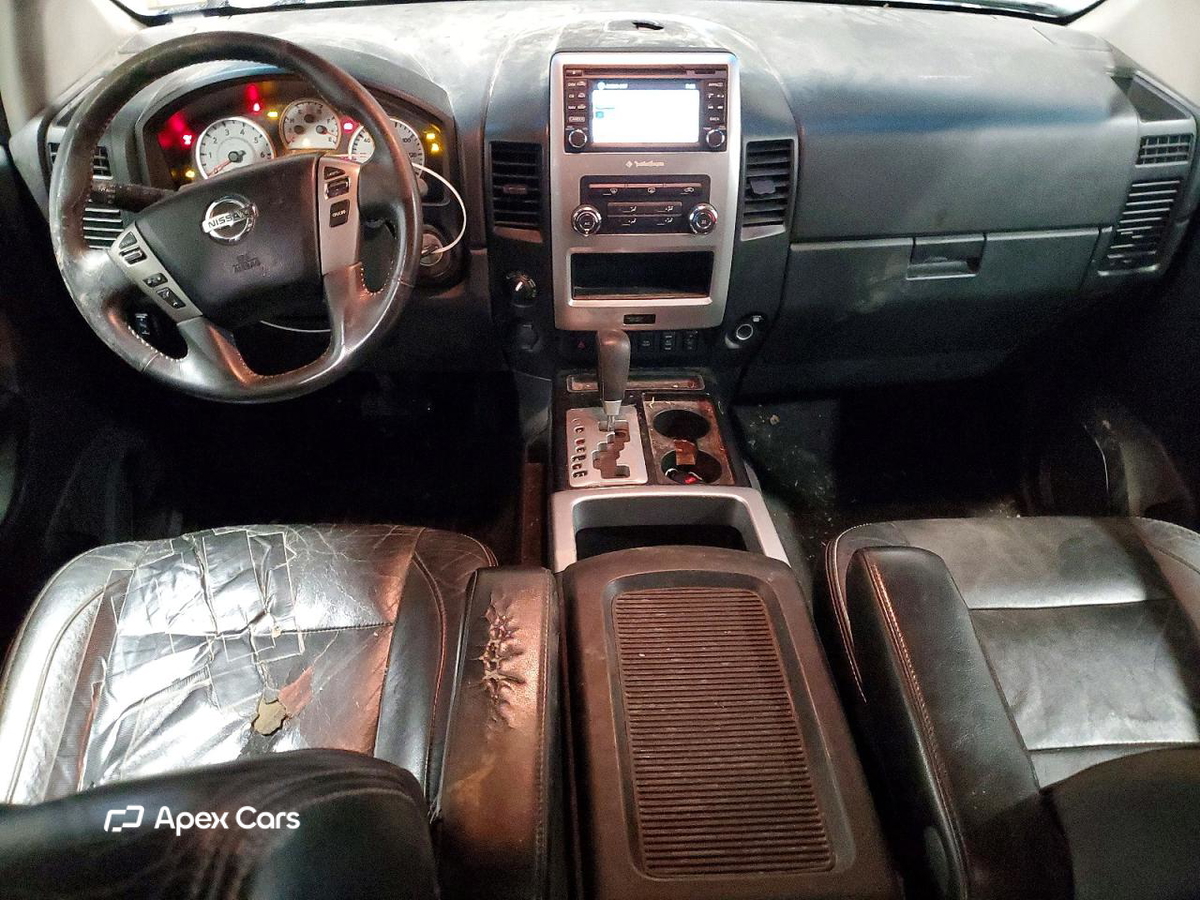 Nissan Titan 2015