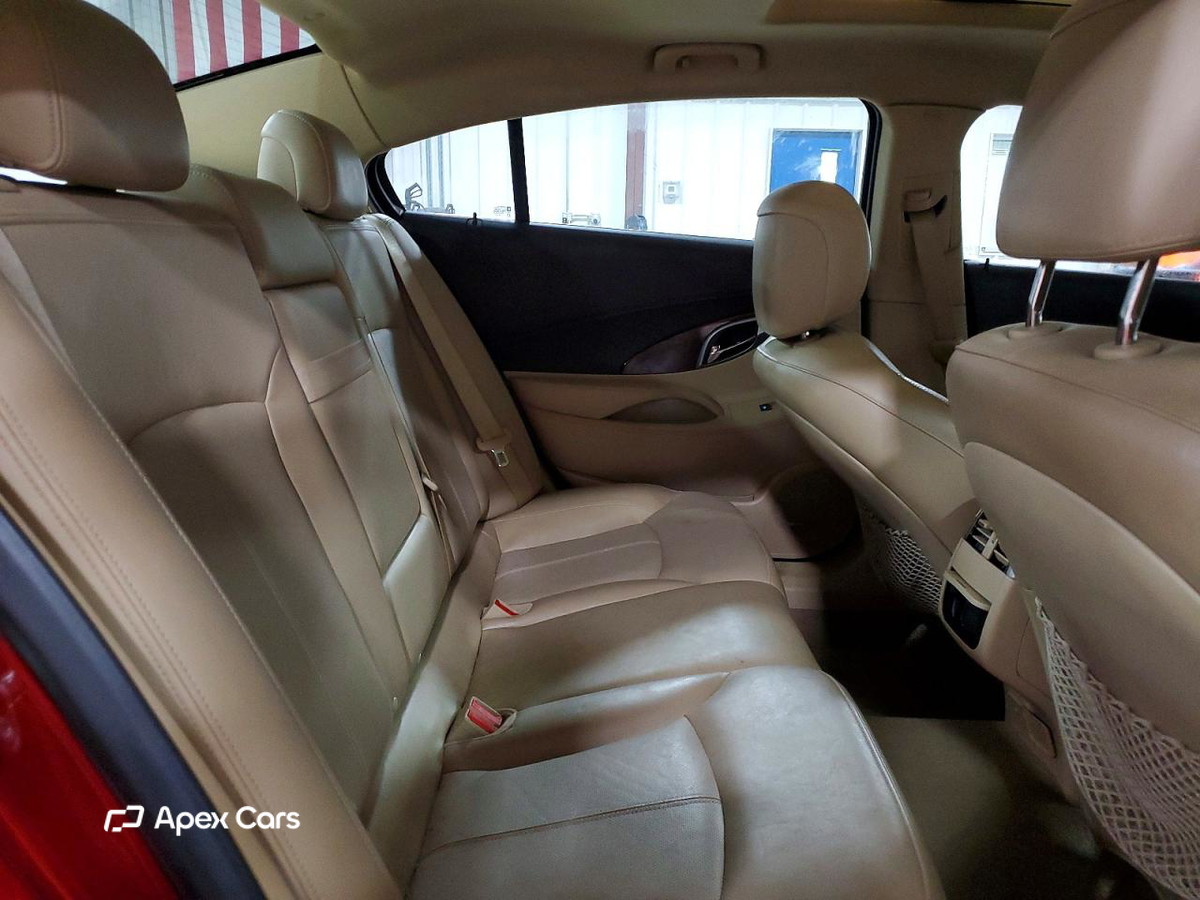 Buick LaCrosse 2011