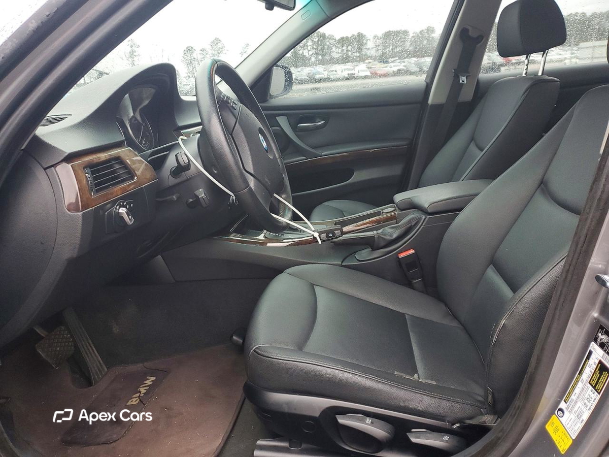 BMW Series 3 2009