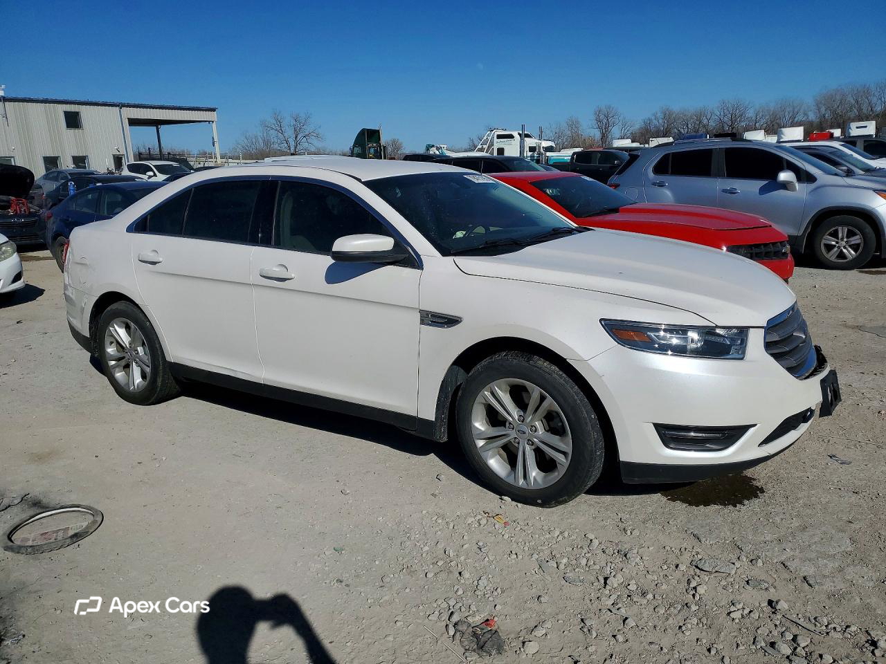 Ford Taurus 2016