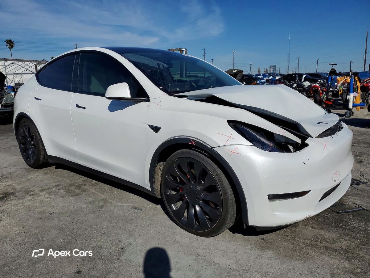 Tesla Model Y 2022
