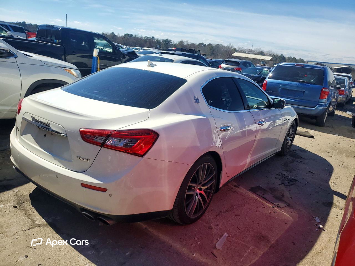 Maserati Ghibli 2015