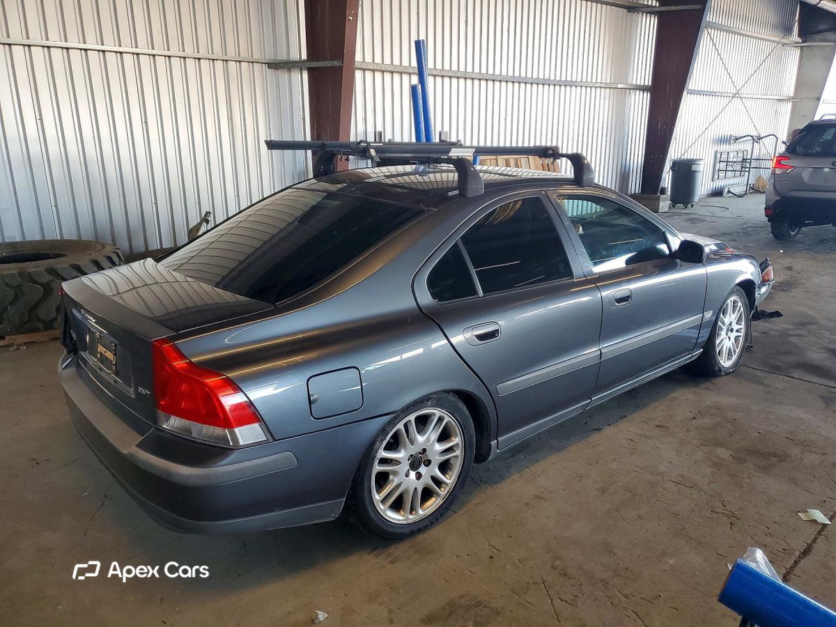 Volvo S60 2004