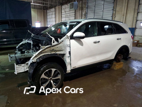 Kia Sorento 2016 - Image 1 of 14