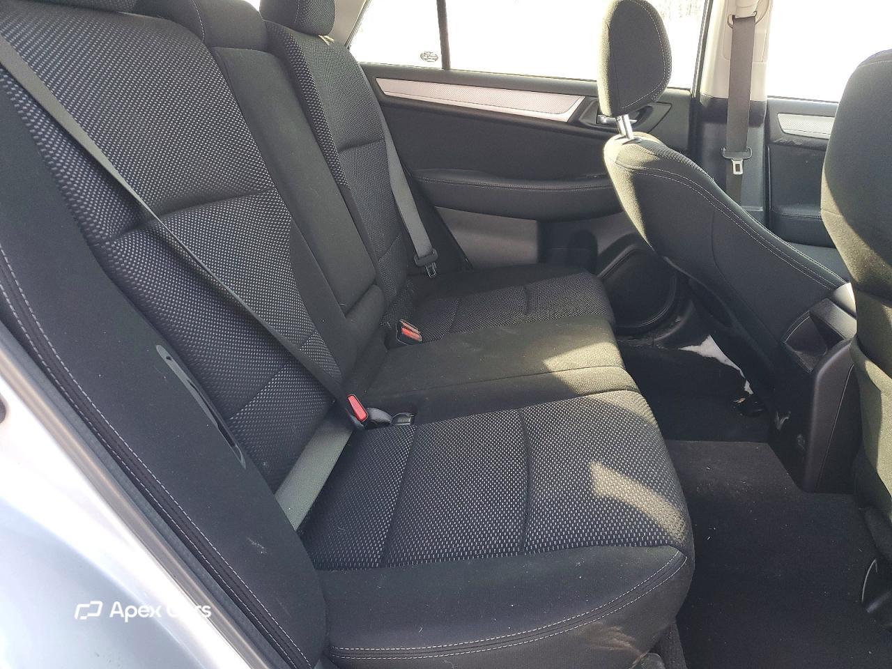 Subaru Outback 2016