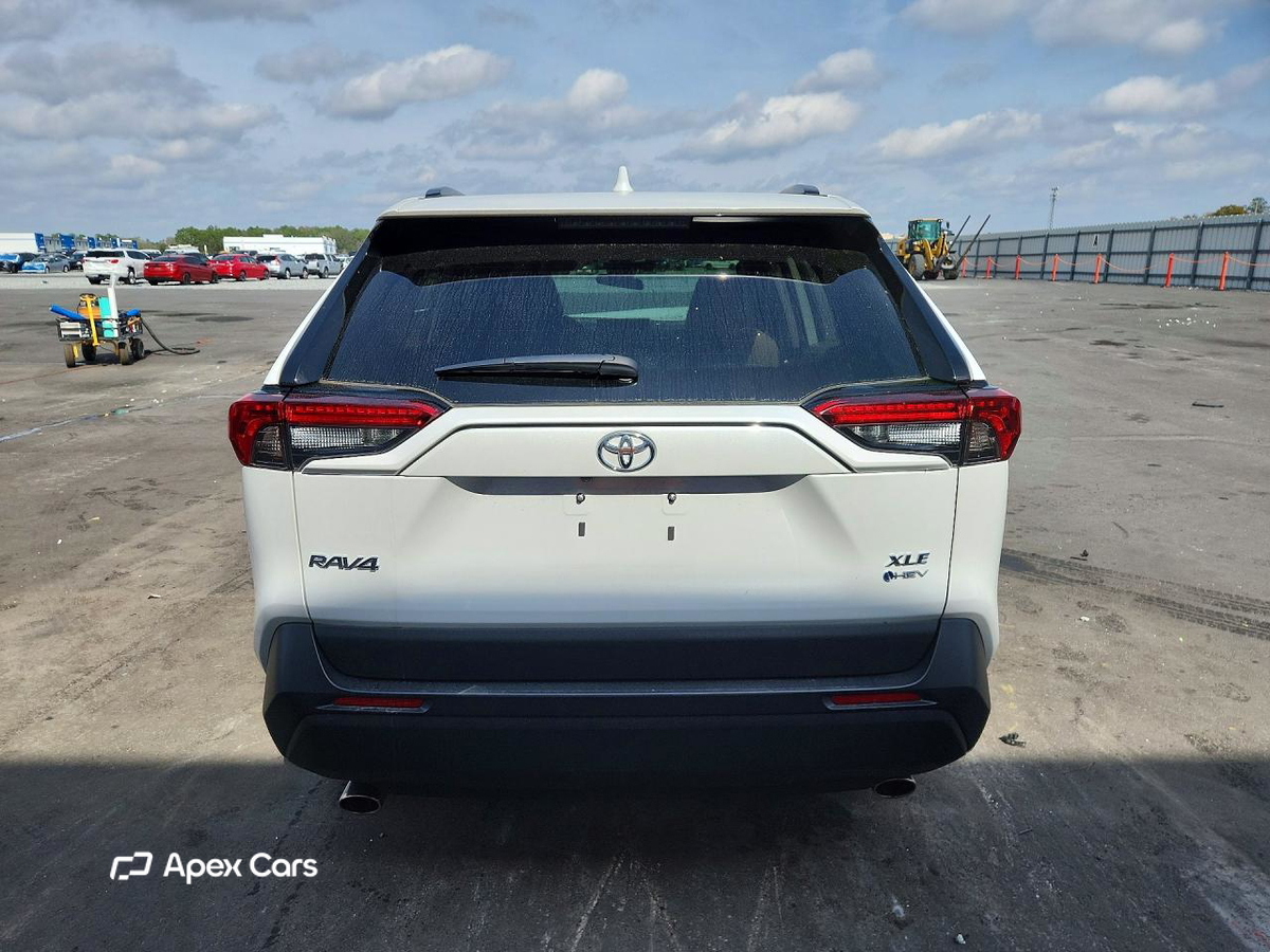 Toyota RAV 4 2025