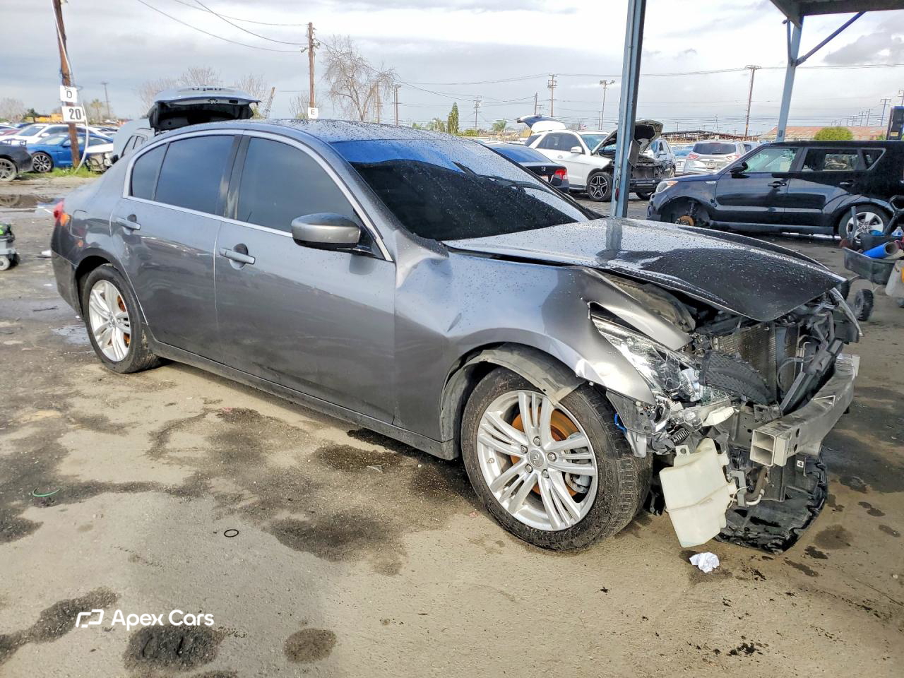 Infiniti G 2012