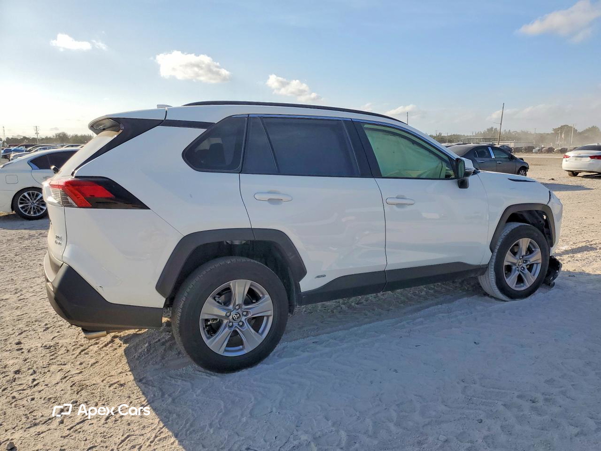 Toyota RAV 4 2025