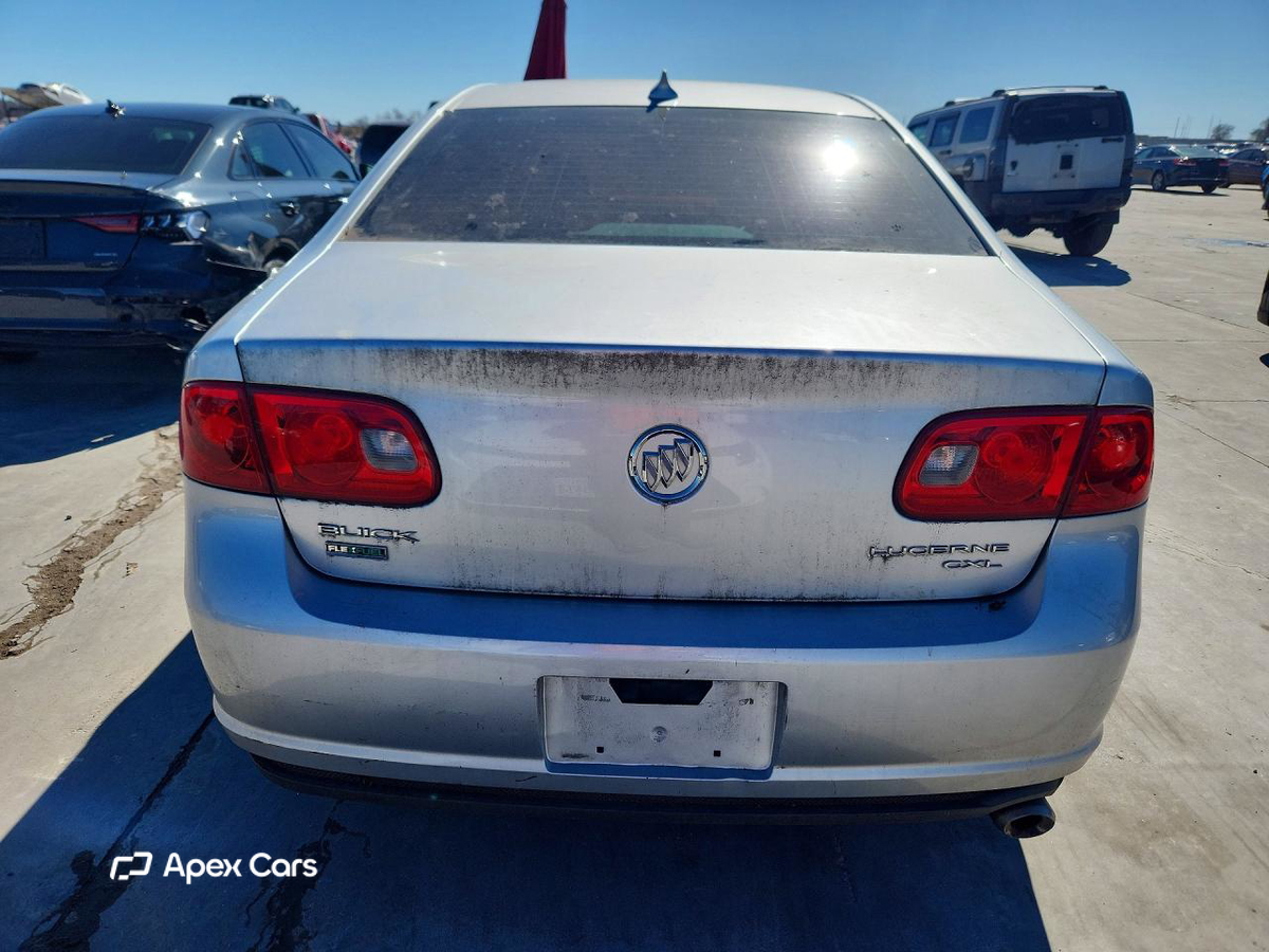 Buick Lucerne 2011