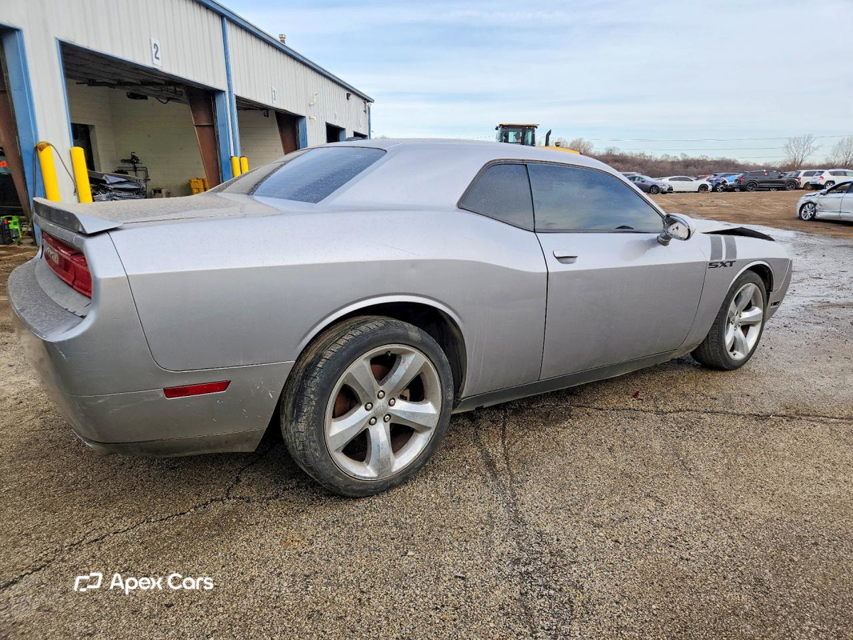 Dodge Challenger 2013