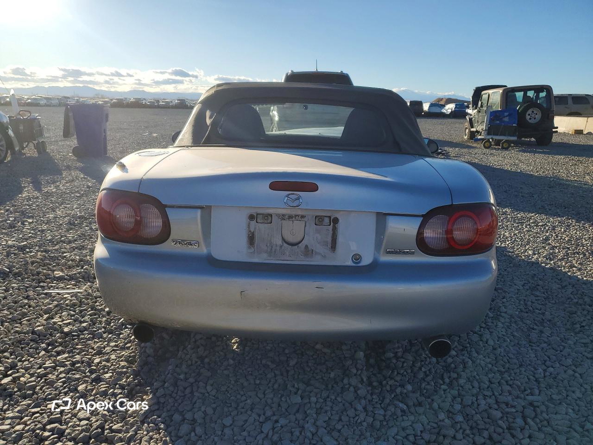 Mazda MX-5 2003