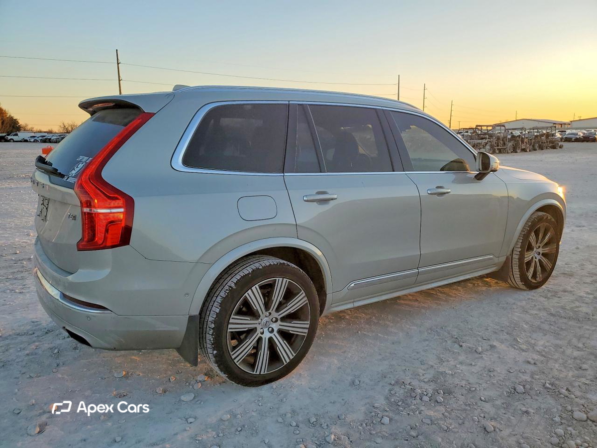 Volvo XC90 2021