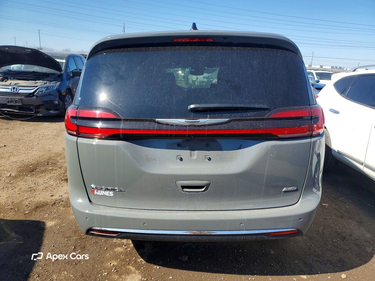 Chrysler Pacifica 2025
