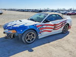 Ford Mustang 2000